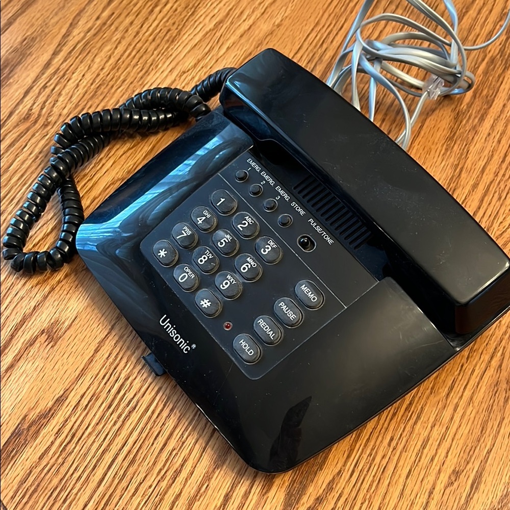 Retro desk phone